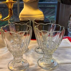 4 Italy- Bormioli- Rocco- Scalloped- Sherbert- Ice Cream- Parfait- Dessert